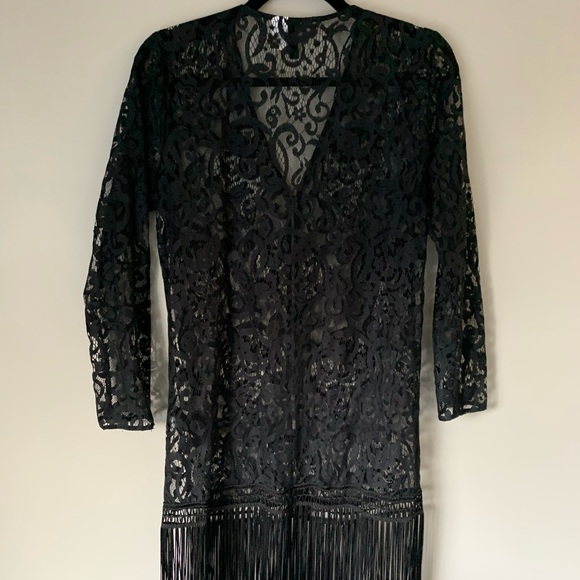 Black cover up - Picture 2 of 3